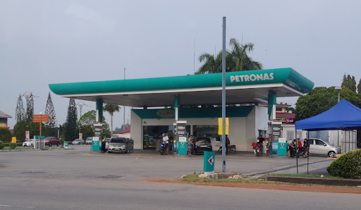 PETRONAS Batu Berendam