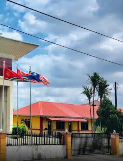 Balai Bomba dan Penyelamat Pekan Nanas